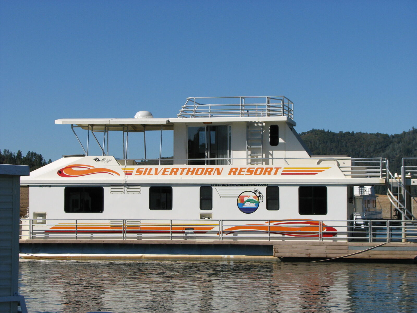 Queen II Houseboat