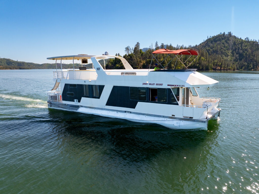Escapade Houseboat - Jones Valley Resort - Shasta Lake