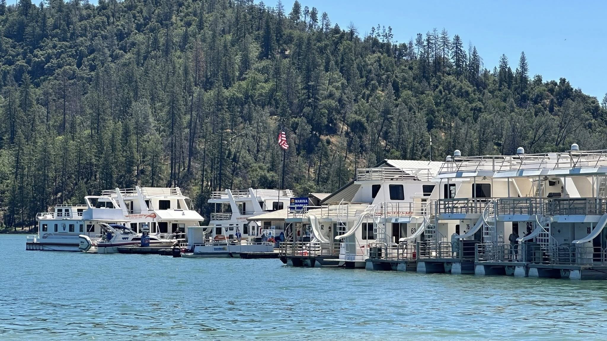 Silverthorn Resort - Shasta Lake